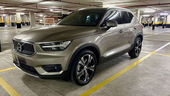 VOLVO XC40 1.5 T5 RECHARGE INSCRIPTION GEARTRONIC VOLVO XC40 1.5 T5 RECHARGE INSCRIPTION GEARTRONIC